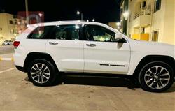 جیپ گراند شیرۆکی